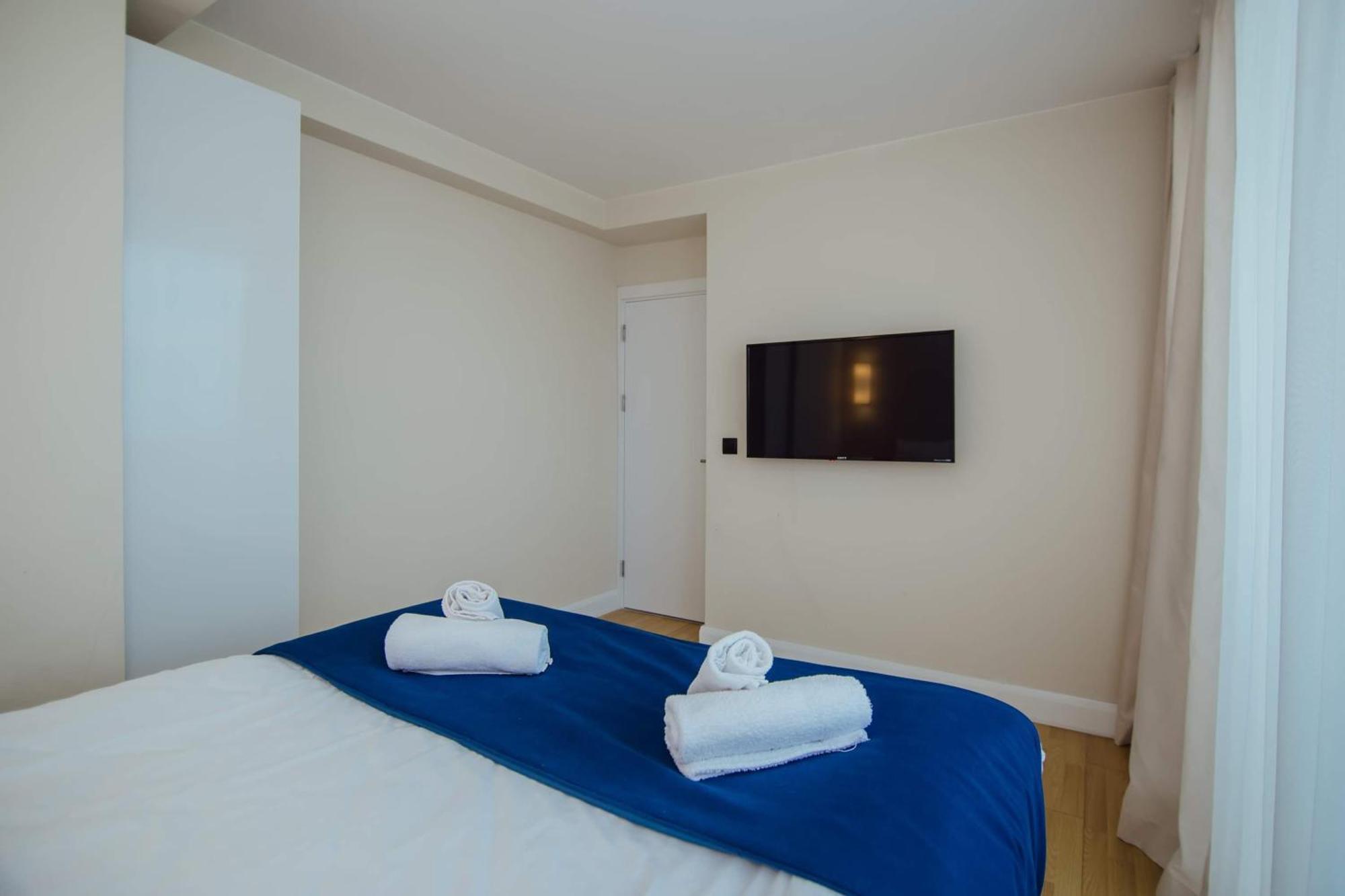 Orbi City Center Sea View Aparthotel Batumi Exterior photo