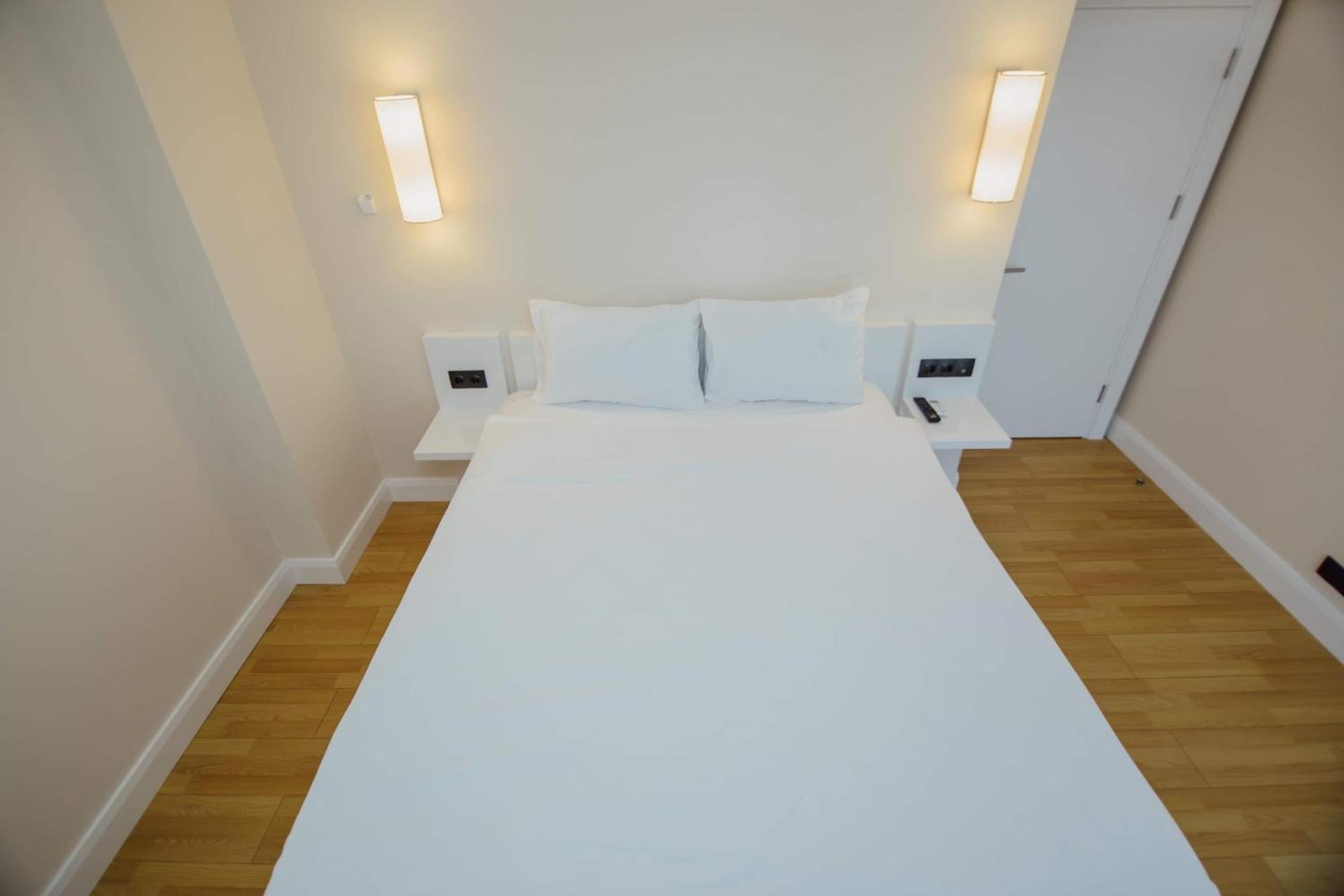 Orbi City Center Sea View Aparthotel Batumi Exterior photo