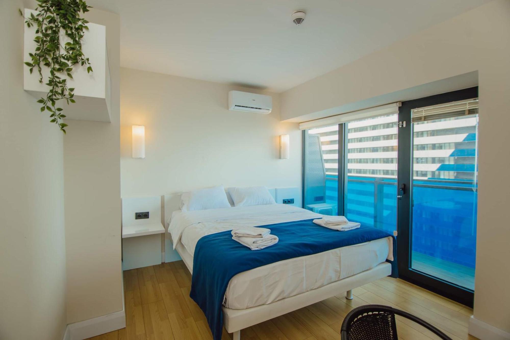 Orbi City Center Sea View Aparthotel Batumi Exterior photo