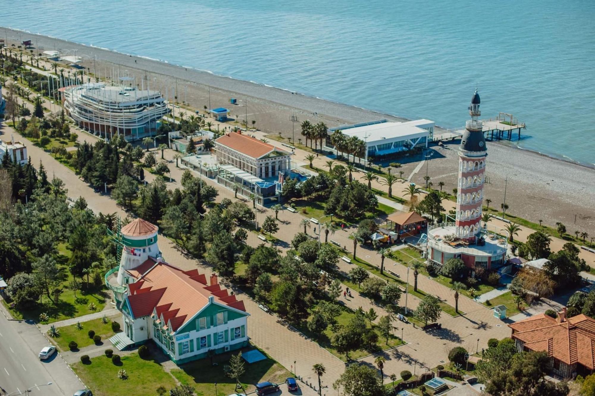 Orbi City Center Sea View Aparthotel Batumi Exterior photo